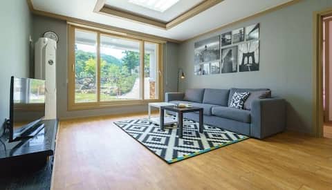 Rooms suitable for groups, Solbatdang Private House