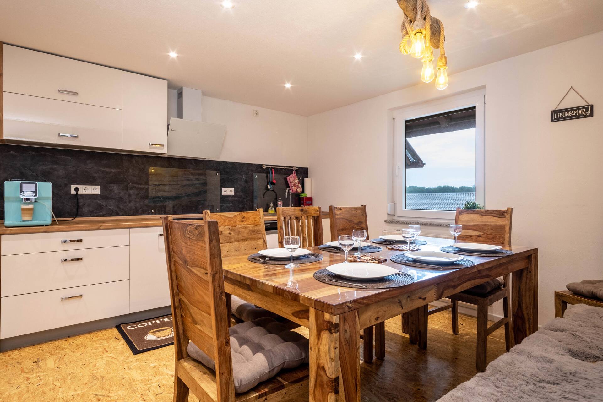 Ellenweiler vacation home for up to 10 people