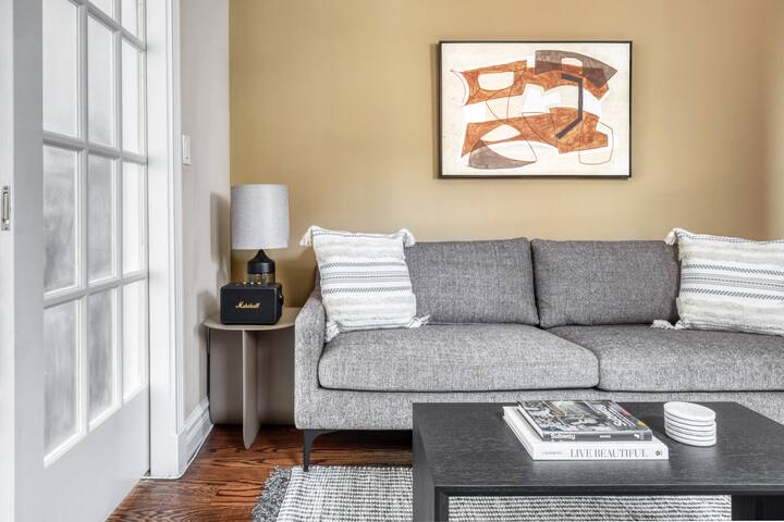 Blueground | W. Village, w/d, nr 8th ave subway gallery image 2