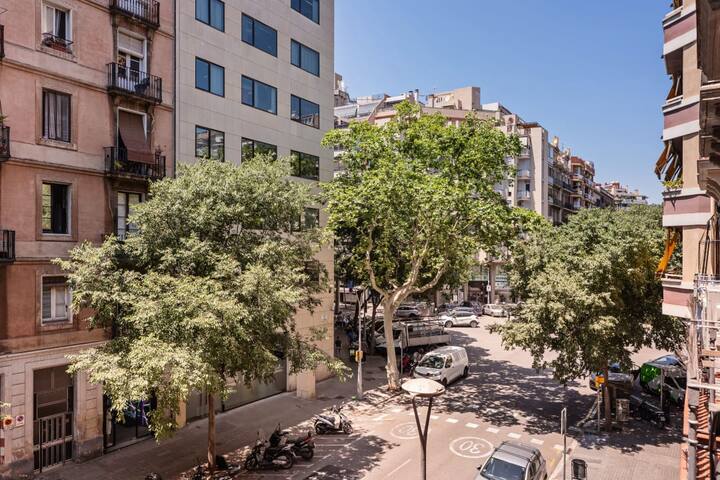 Sweett | Villarroel 121 gallery image 4