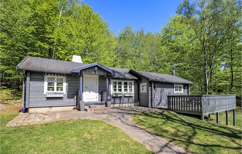 Gorgeous home in Munka-Ljungby