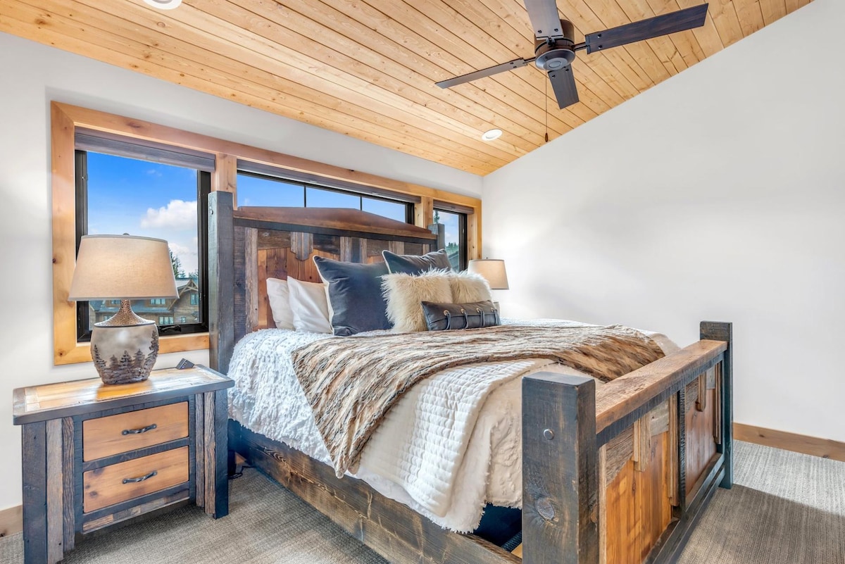 Pagrindinis miegamasis su prabangiu čiužiniu 