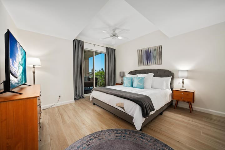 Master Bedroom-Goes to Lanai