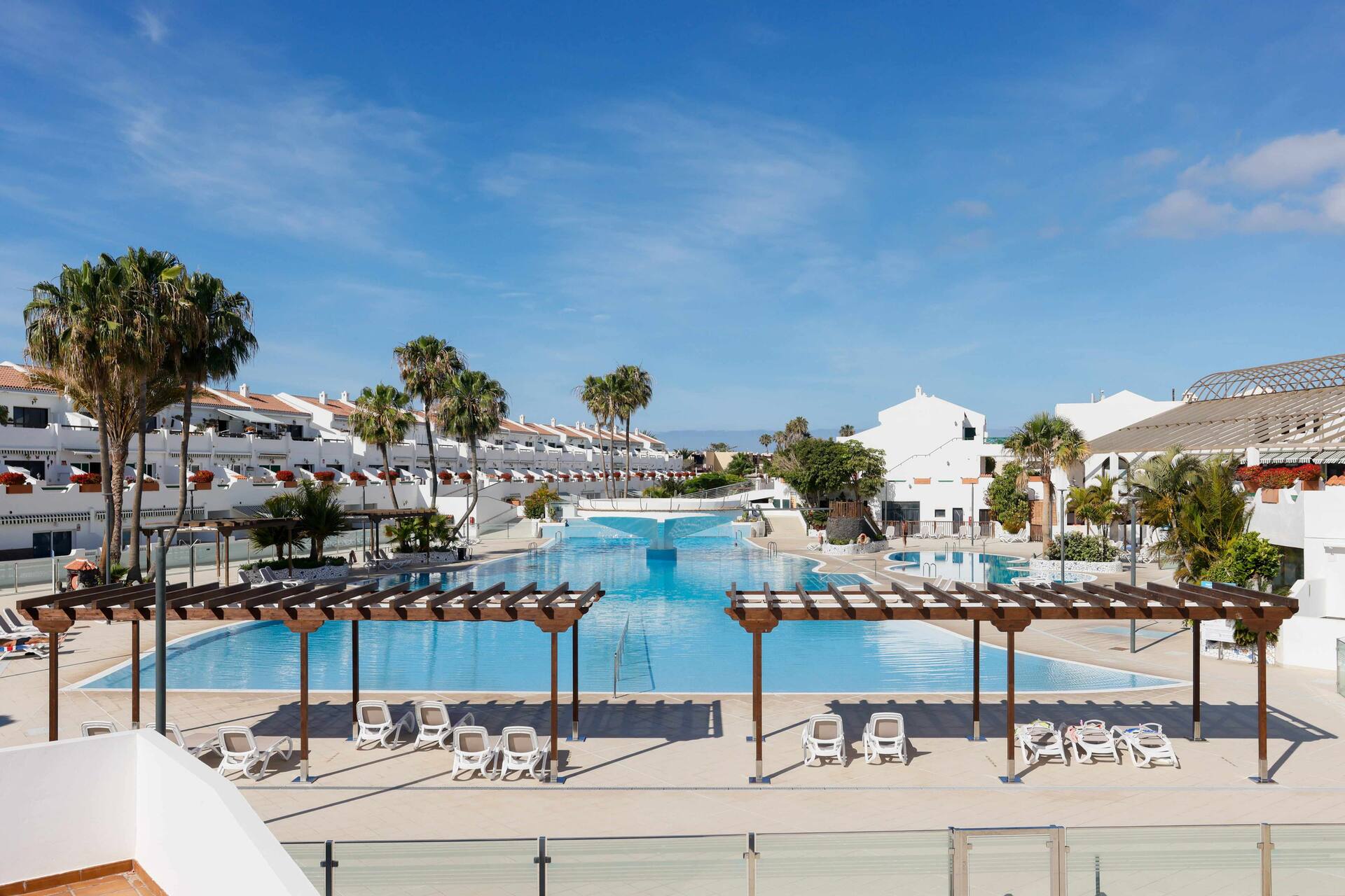 Magnífico apartamento vacacional ideal para familias con barbacoa, terraza y jardín | Vistas al jardín | Perfecto para el trabajo en remoto