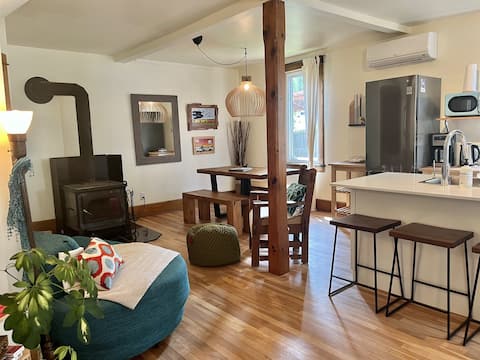 Retro-chic retreat in the heart of Wakefield