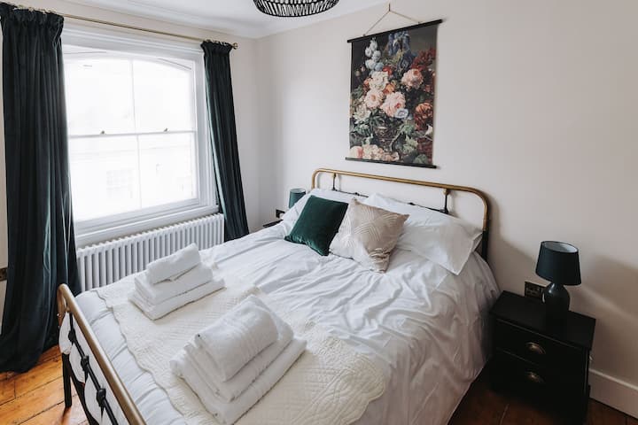 غرفة نوم مزدوجة 