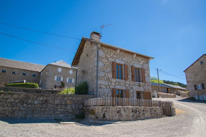 Gîtes De France 3/4 Personnes à Ferluguet - Lozère