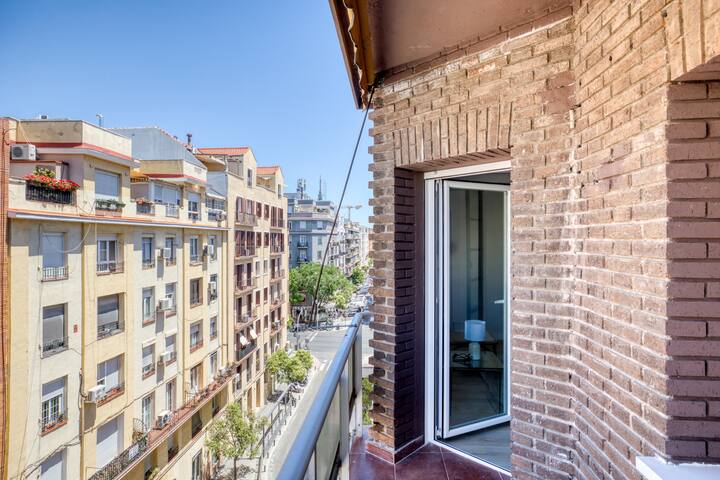 Blueground | Retiro, fully furnished gallery image 5