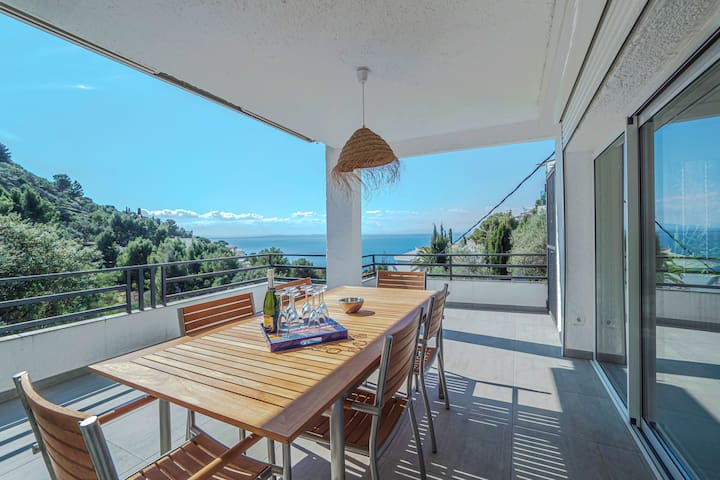 Villa Esmeralda Canyelles – Immo Barneda