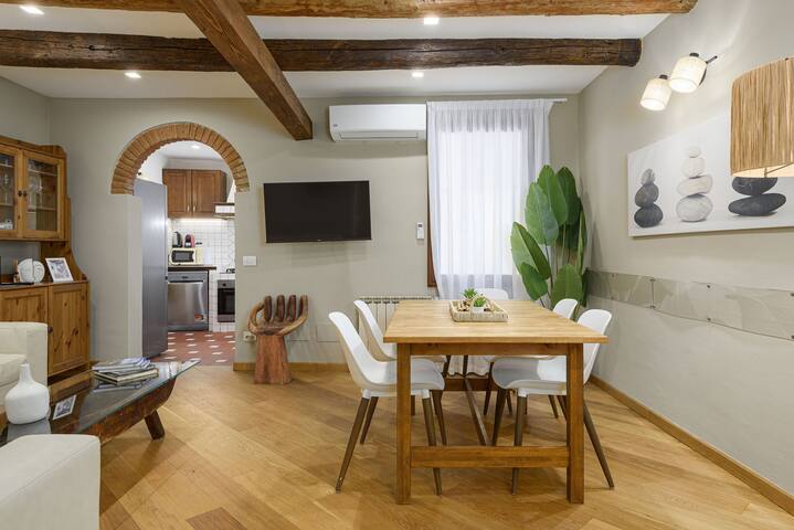 Vibe Florence – Via della Chiesa 51 gallery image 3