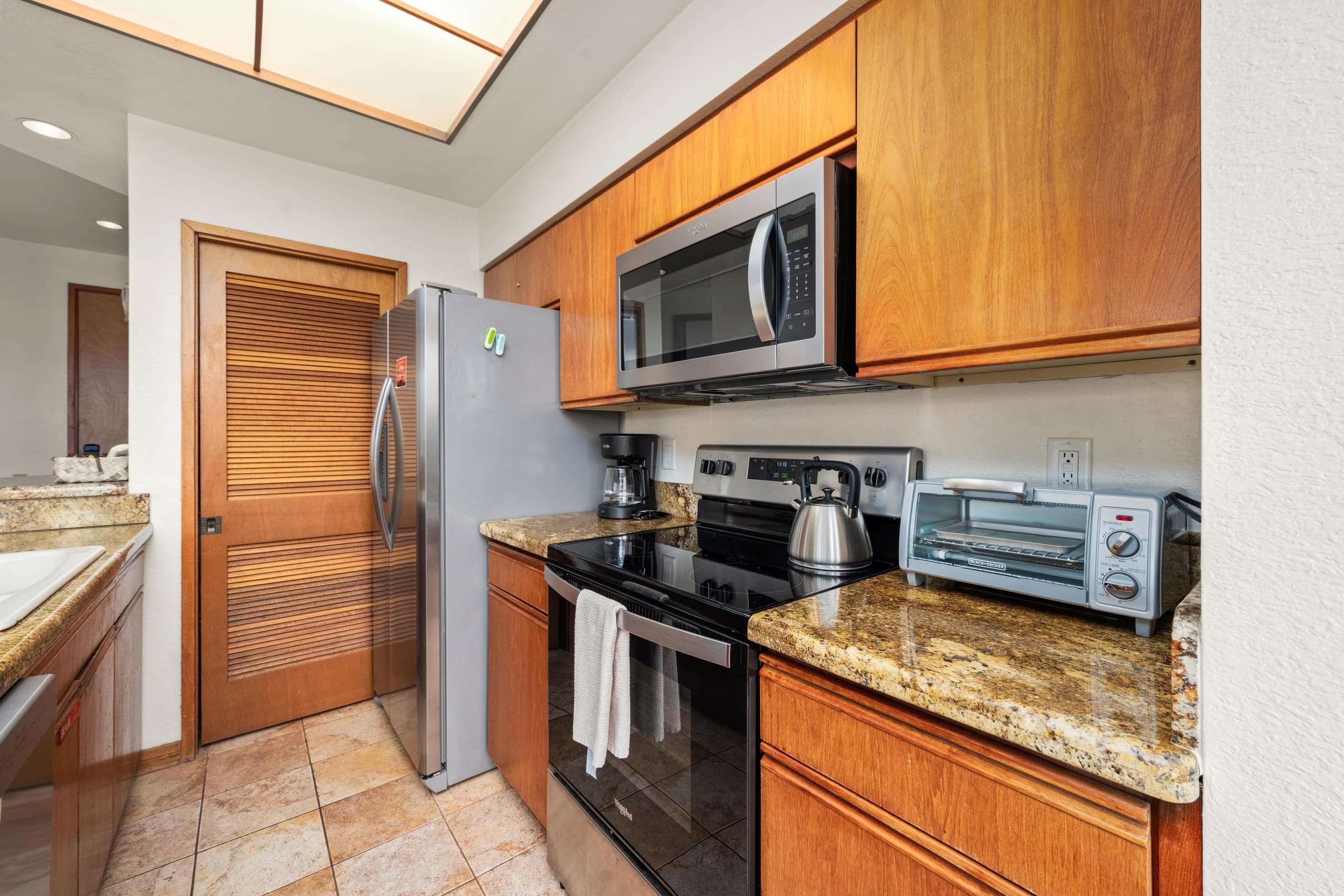 Waikoloa condo w/ mountain views and pool - Photo 11