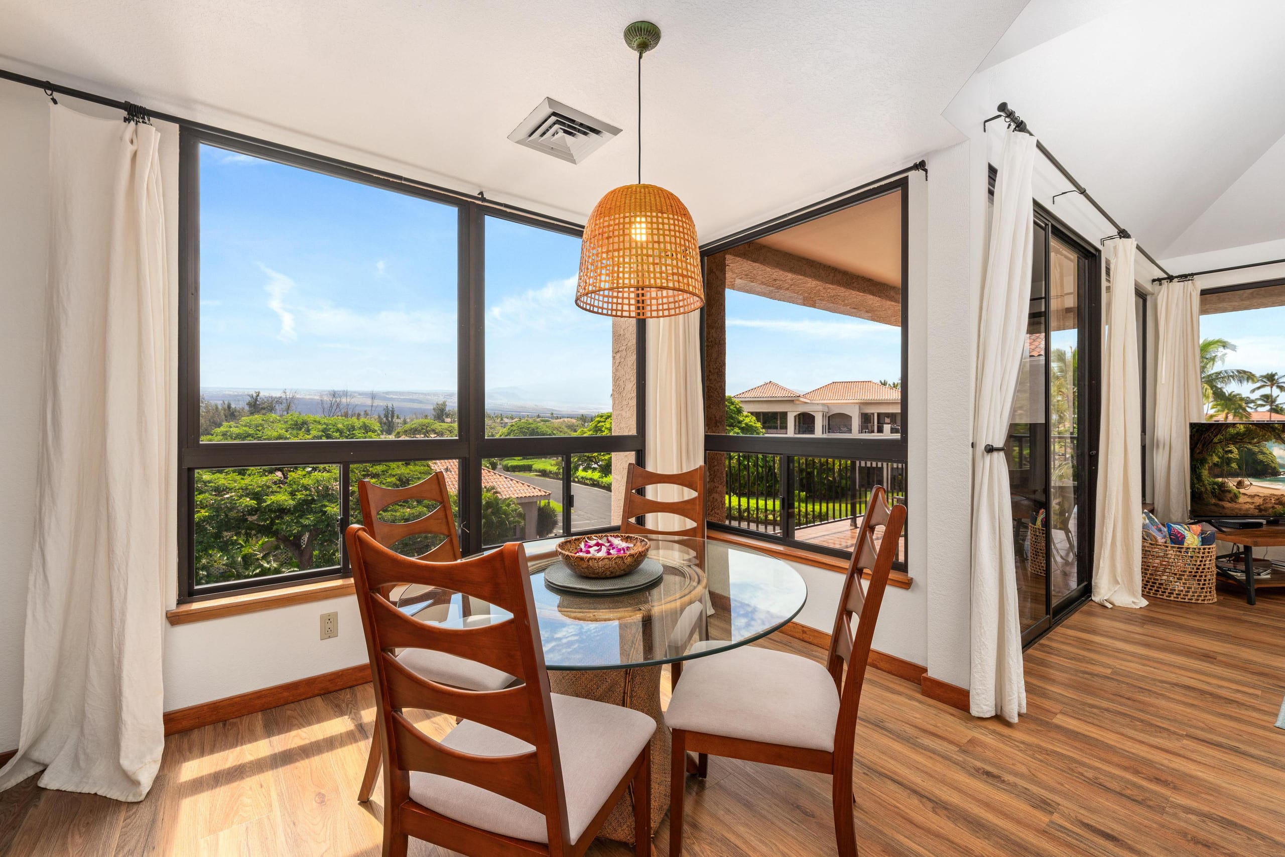 Waikoloa condo w/ mountain views and pool - Photo 3