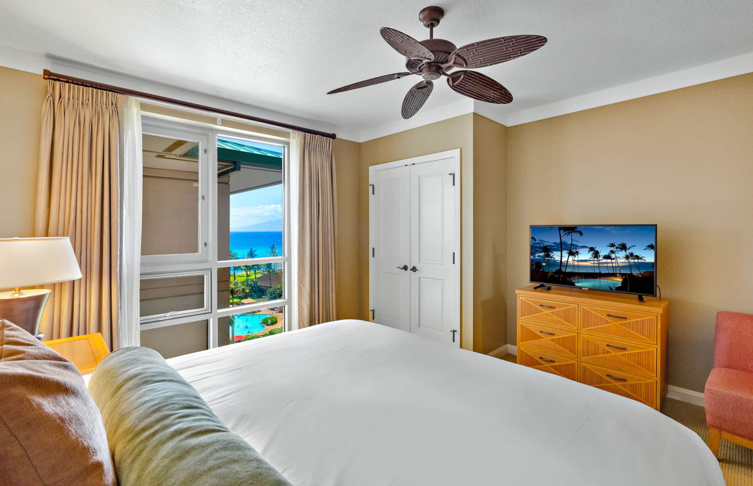 Condo in Lahaina · ★5.0 · 2 bedrooms · 3 beds · 2 baths - Image 18