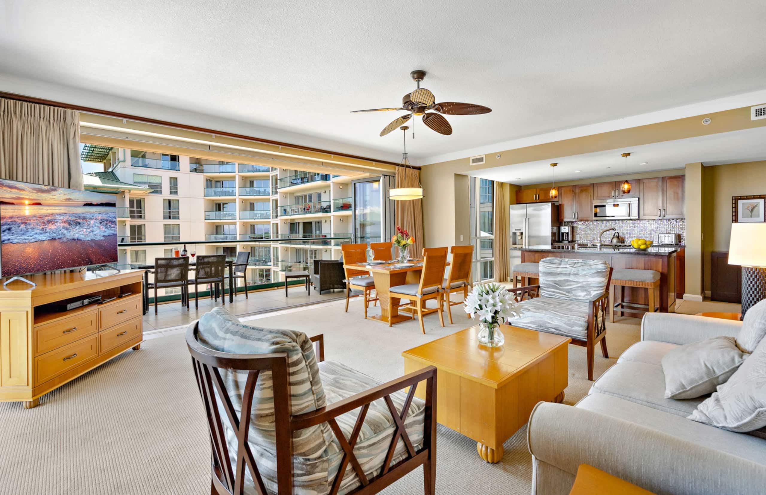 Condo in Lahaina · ★5.0 · 2 bedrooms · 3 beds · 2 baths - Image 14