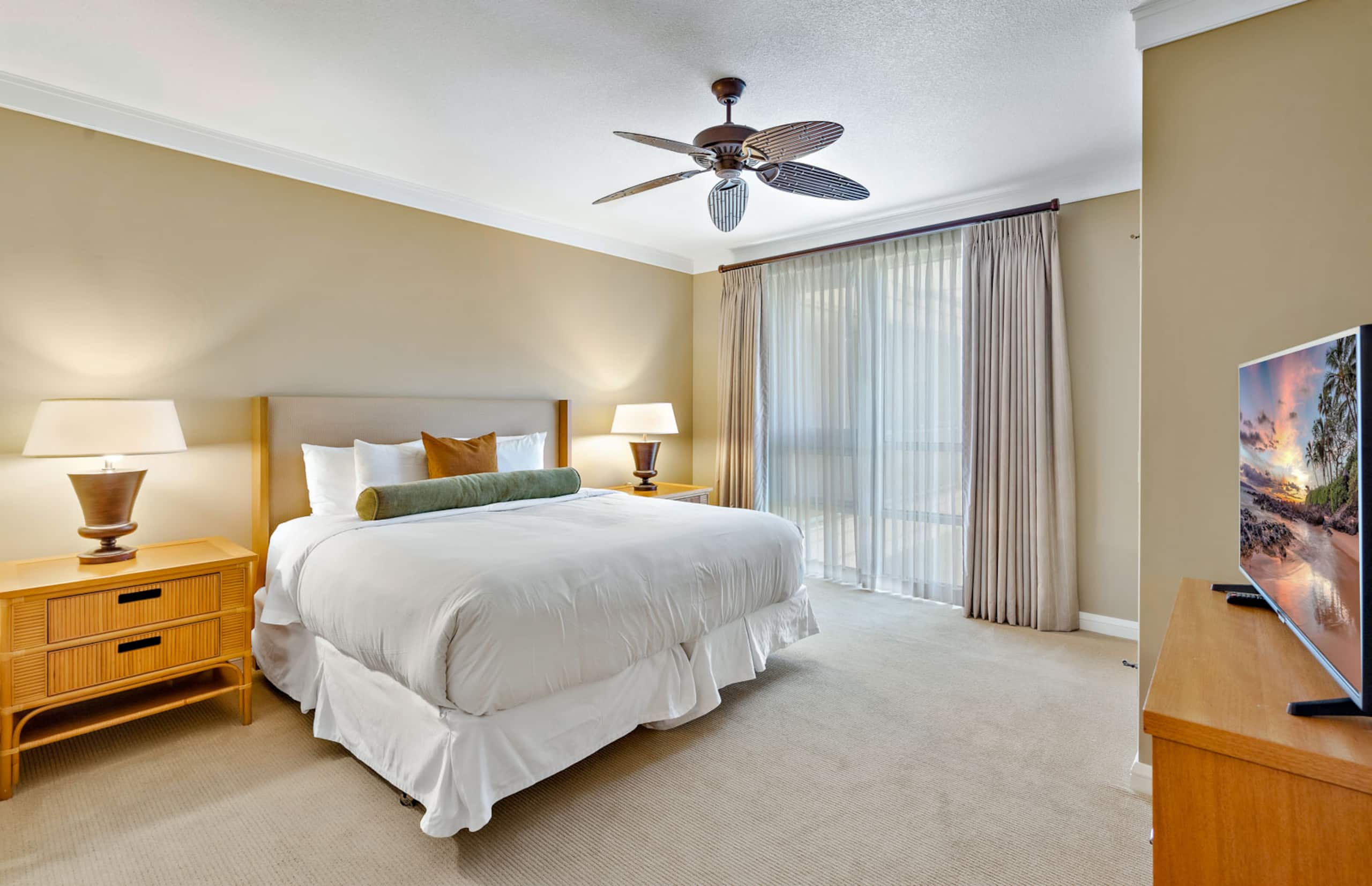 Condo in Lahaina · ★5.0 · 2 bedrooms · 3 beds · 2 baths - Image 17