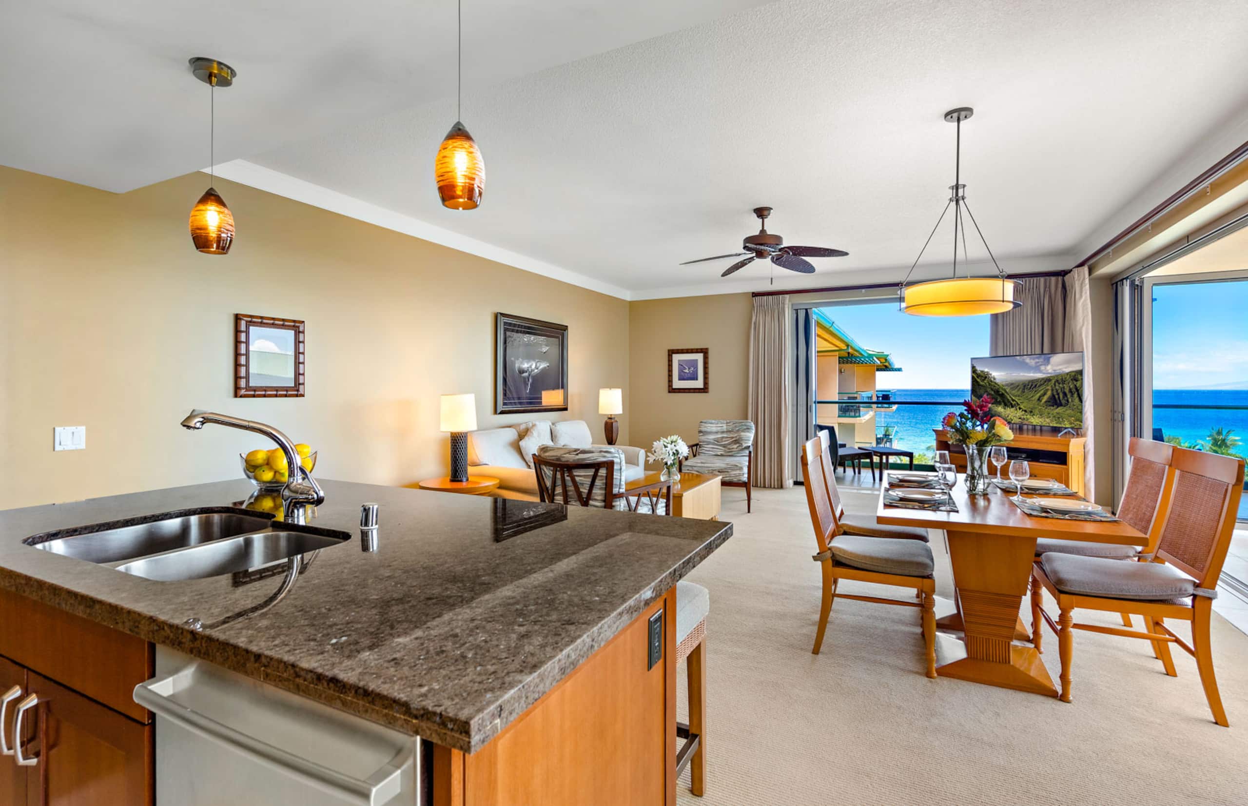Condo in Lahaina · ★5.0 · 2 bedrooms · 3 beds · 2 baths - Image 7