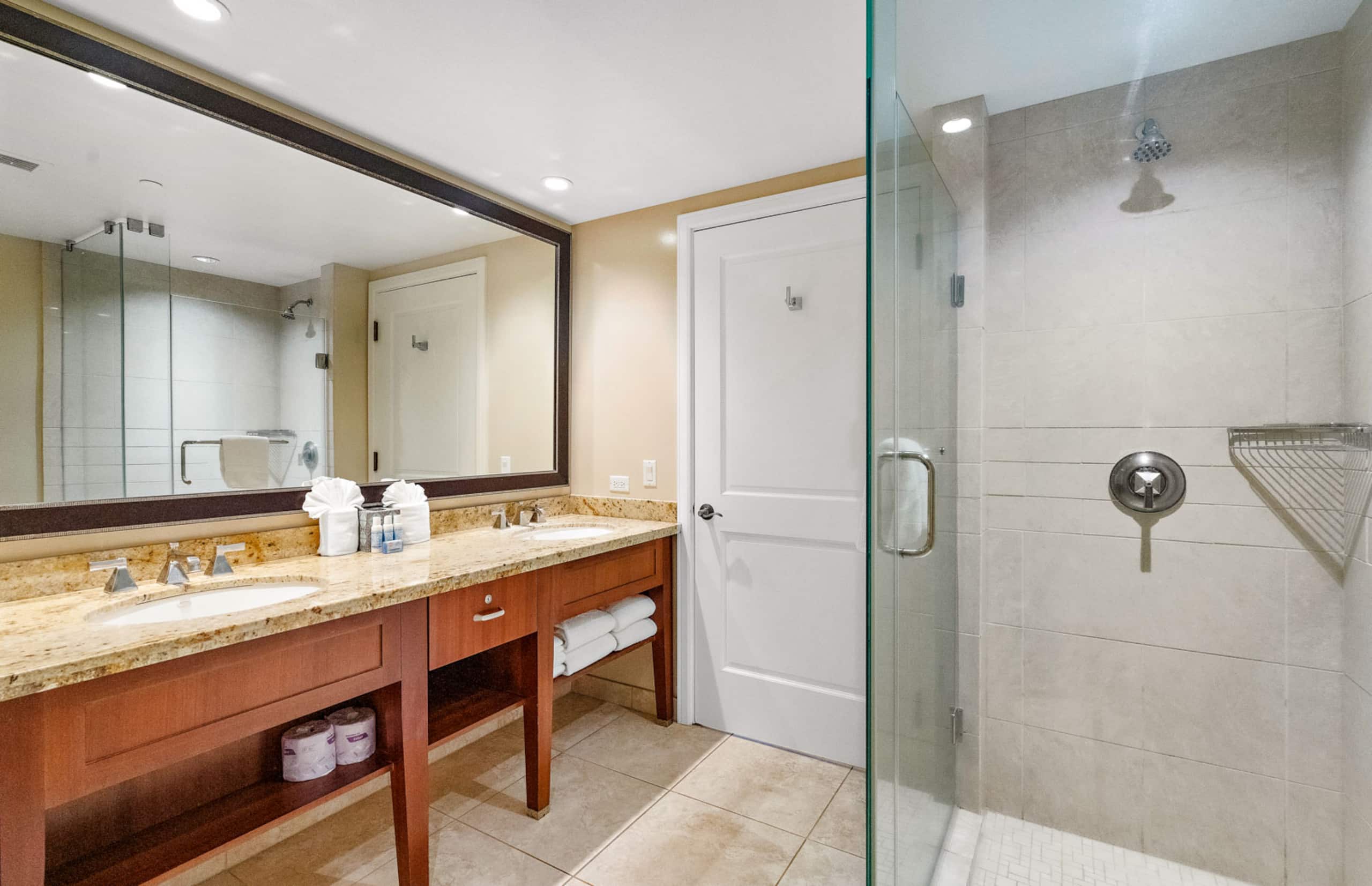 Condo in Lahaina · ★5.0 · 2 bedrooms · 3 beds · 2 baths - Image 20