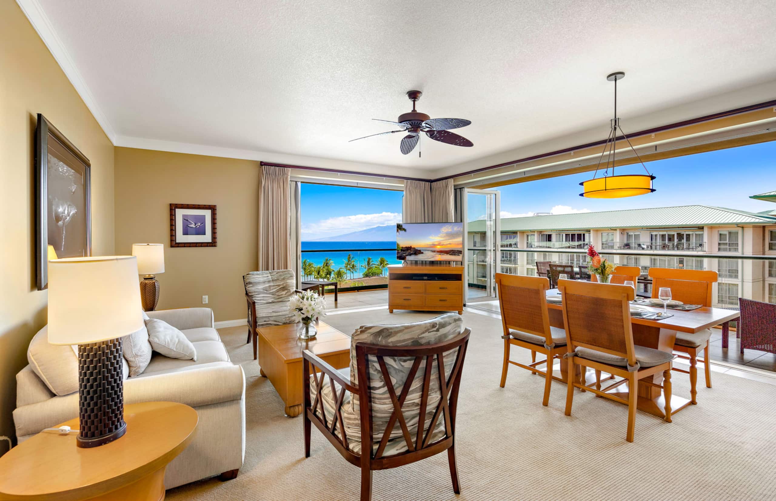 Condo in Lahaina · ★5.0 · 2 bedrooms · 3 beds · 2 baths - Image 11