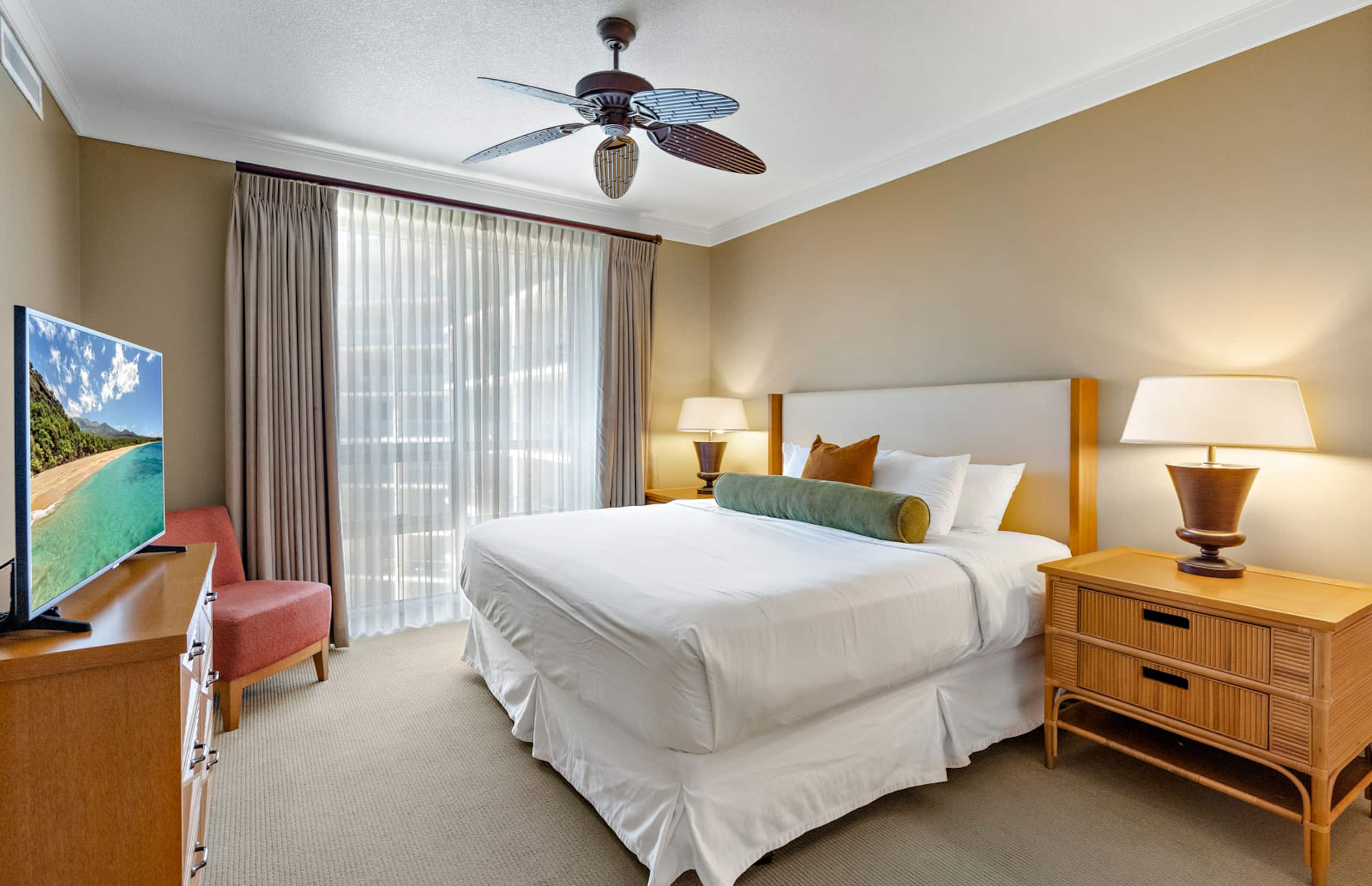 Condo in Lahaina · ★5.0 · 2 bedrooms · 3 beds · 2 baths - Image 22