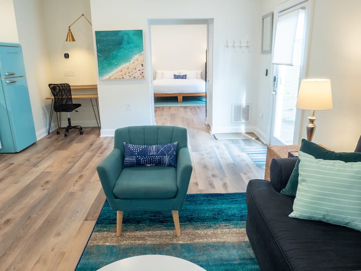 Charming 1br In Carolina Beach| 75 Steps To Beach - Carolina Beach, NC