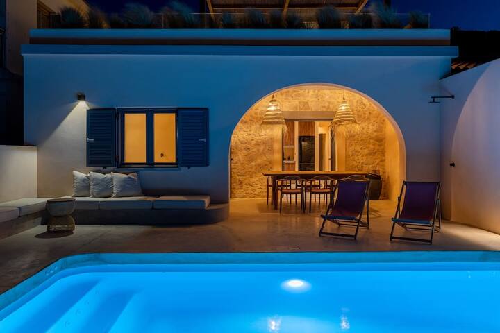 Kaliva Residence gallery image 2