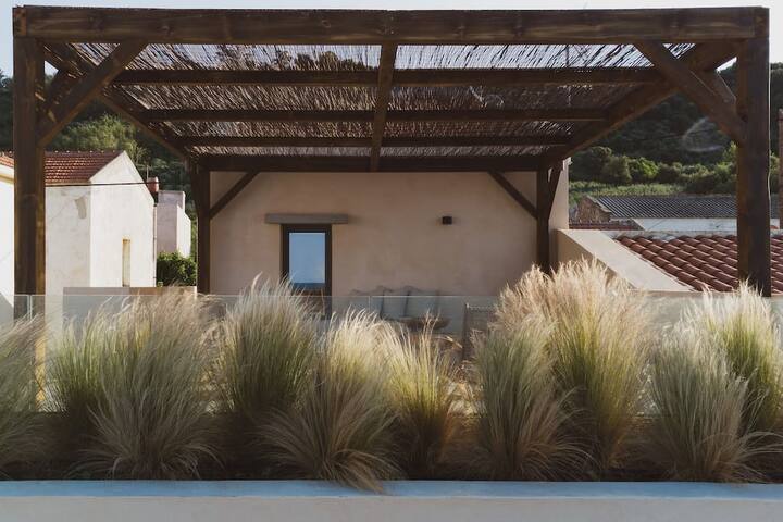 Kaliva Residence gallery image 3