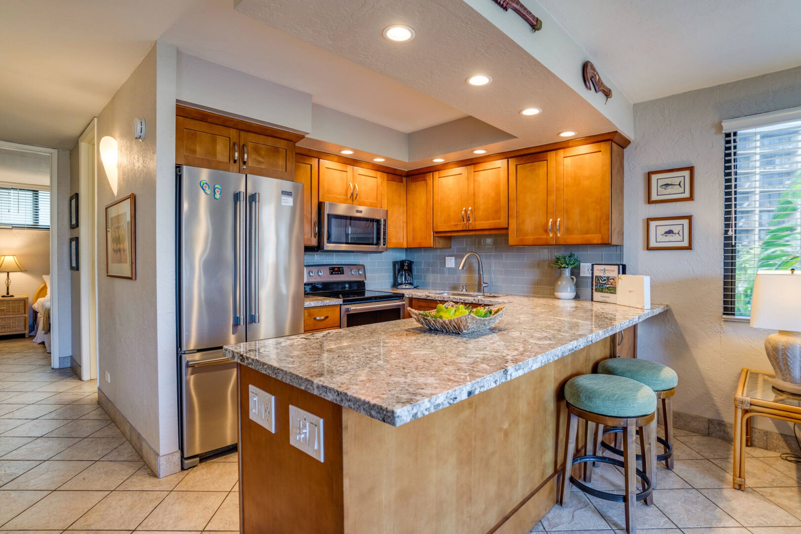 Condo in Lahaina · ★4.75 · 1 bedroom · 2 beds · 1 private bath - Image 9