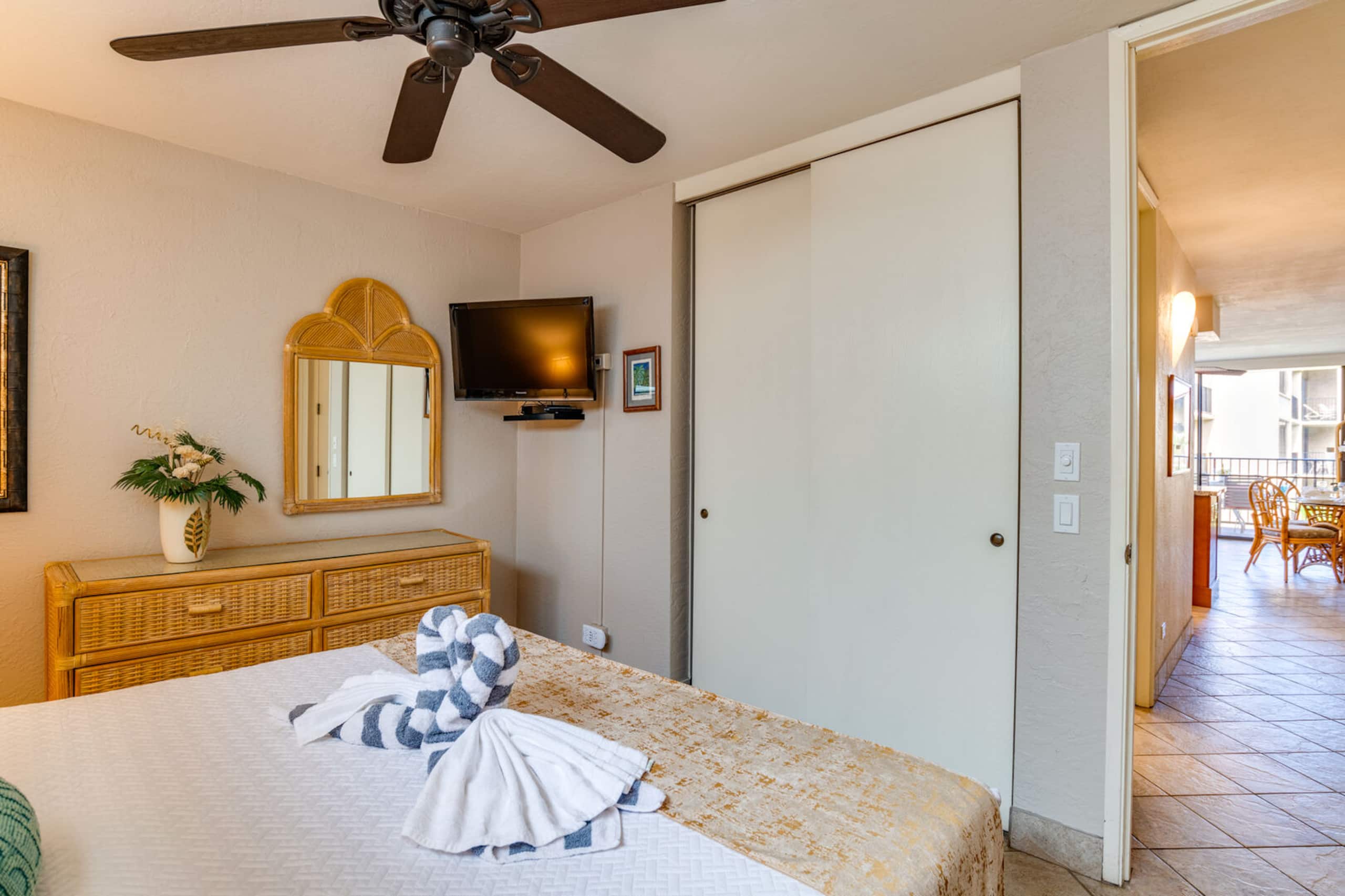 Condo in Lahaina · ★4.75 · 1 bedroom · 2 beds · 1 private bath - Image 15