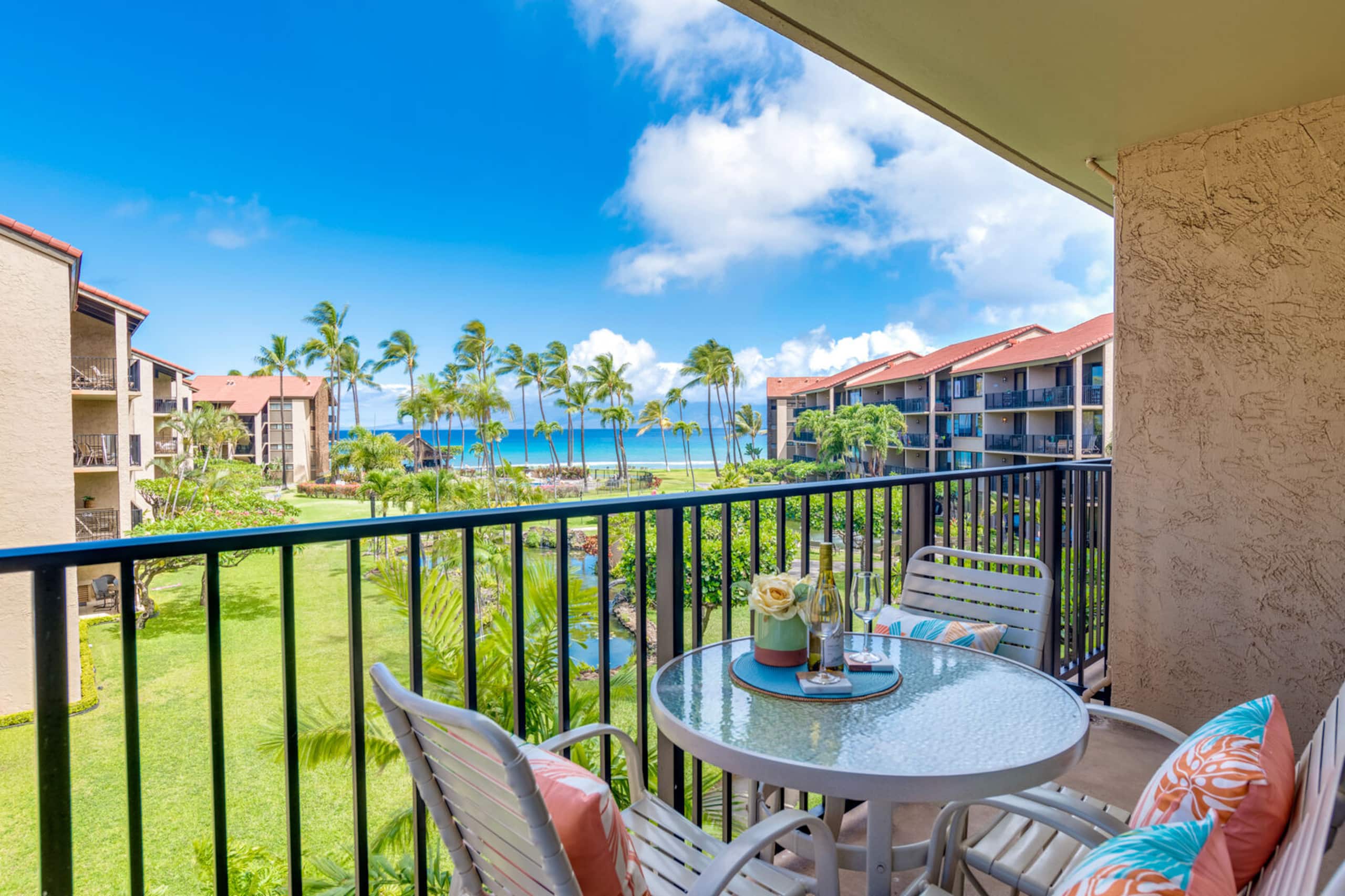 Condo in Lahaina · ★4.75 · 1 bedroom · 2 beds · 1 private bath - Image 1