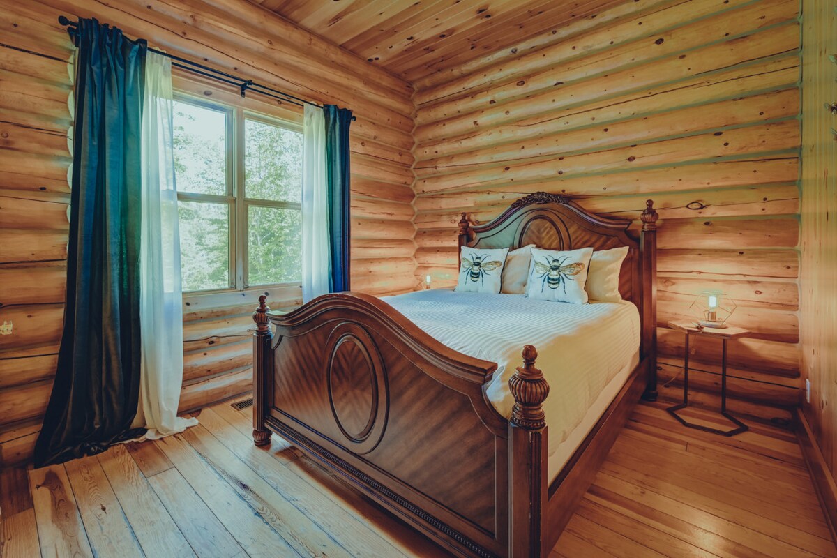 لن يترك الأجواء المنزلية أي مكان للحنين إلى الوطن. 
