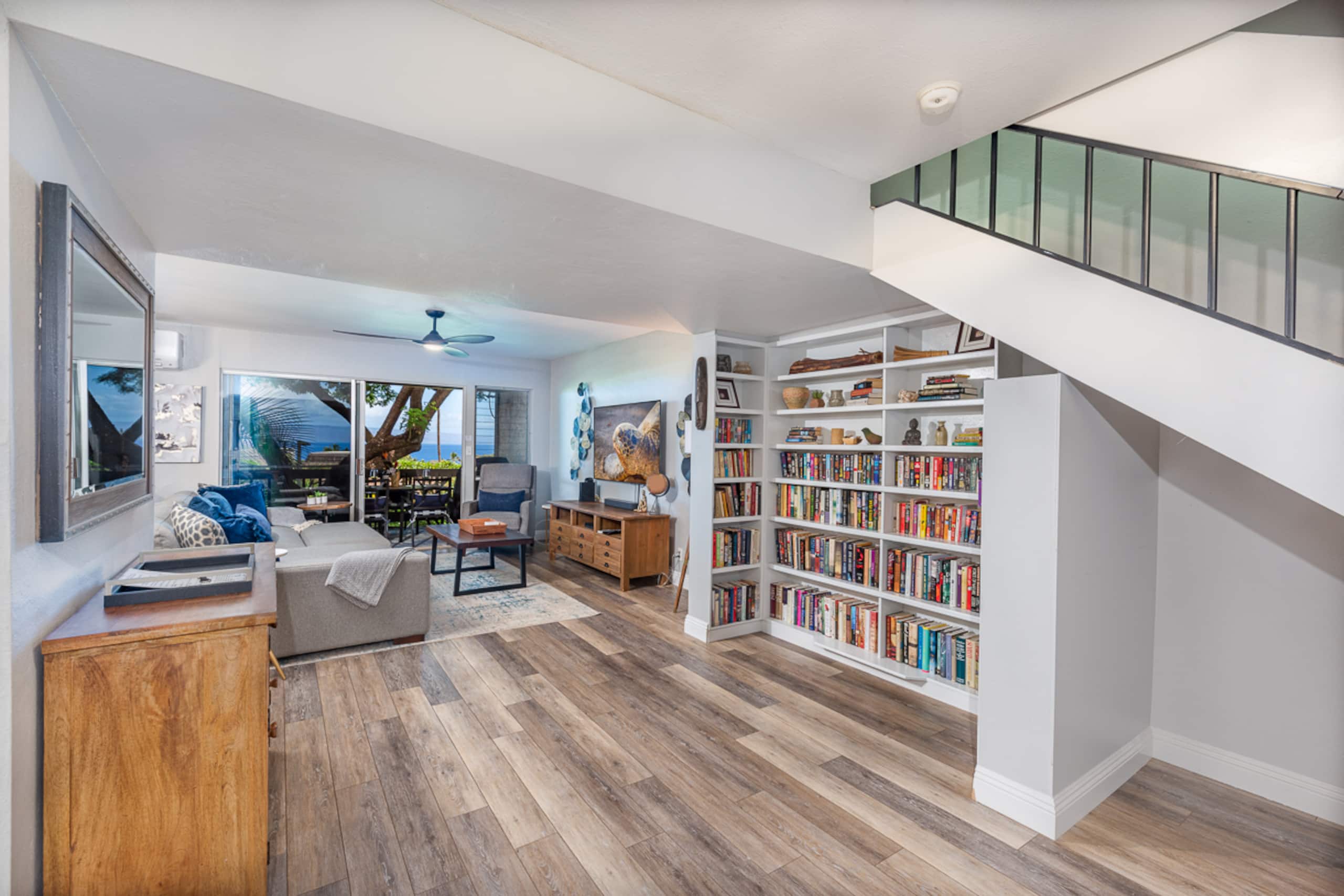 Condo in Lahaina · ★4.98 · 3 bedrooms · 3 beds · 2.5 baths - Image 3