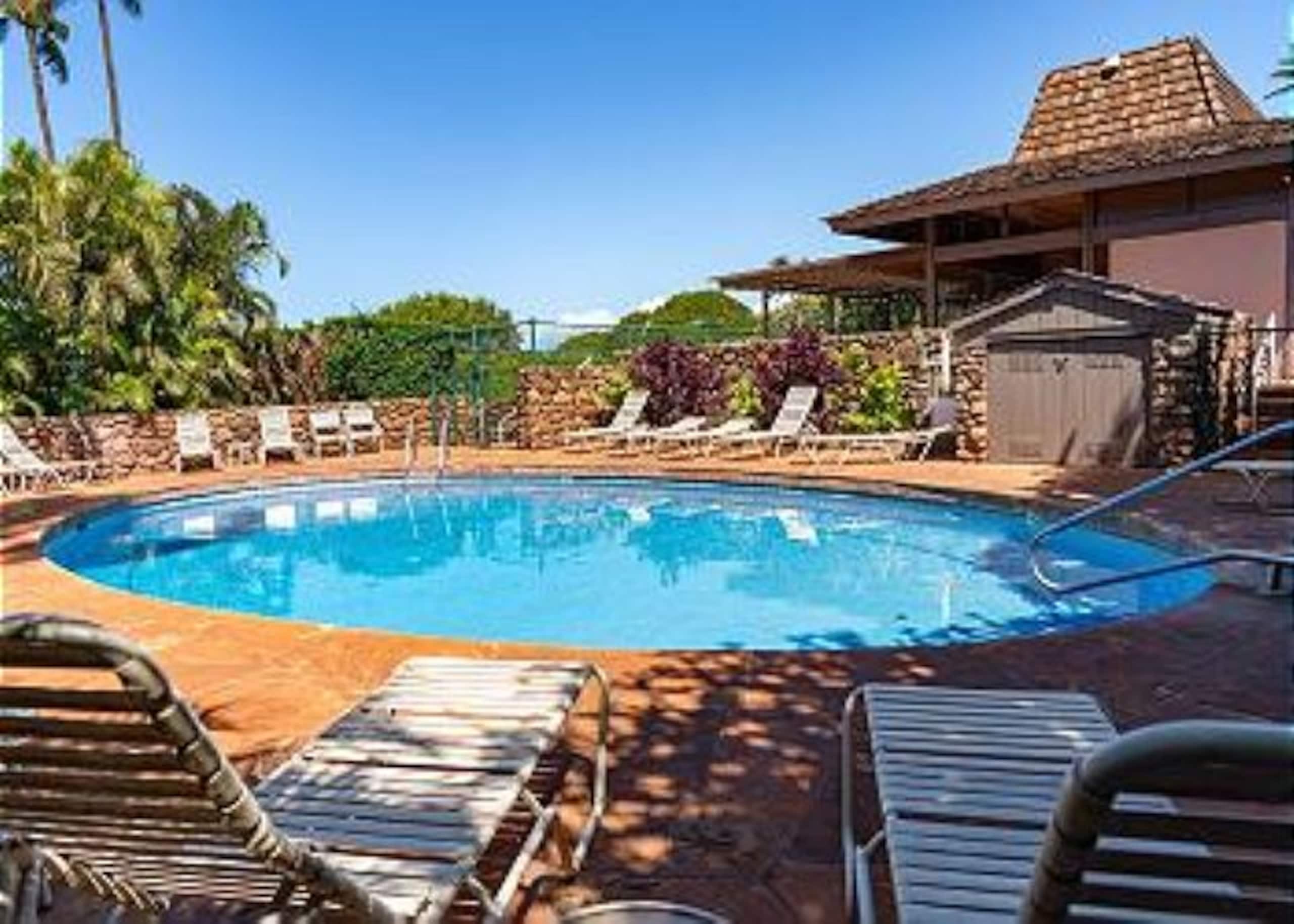 Condo in Lahaina · ★4.98 · 3 bedrooms · 3 beds · 2.5 baths - Image 42