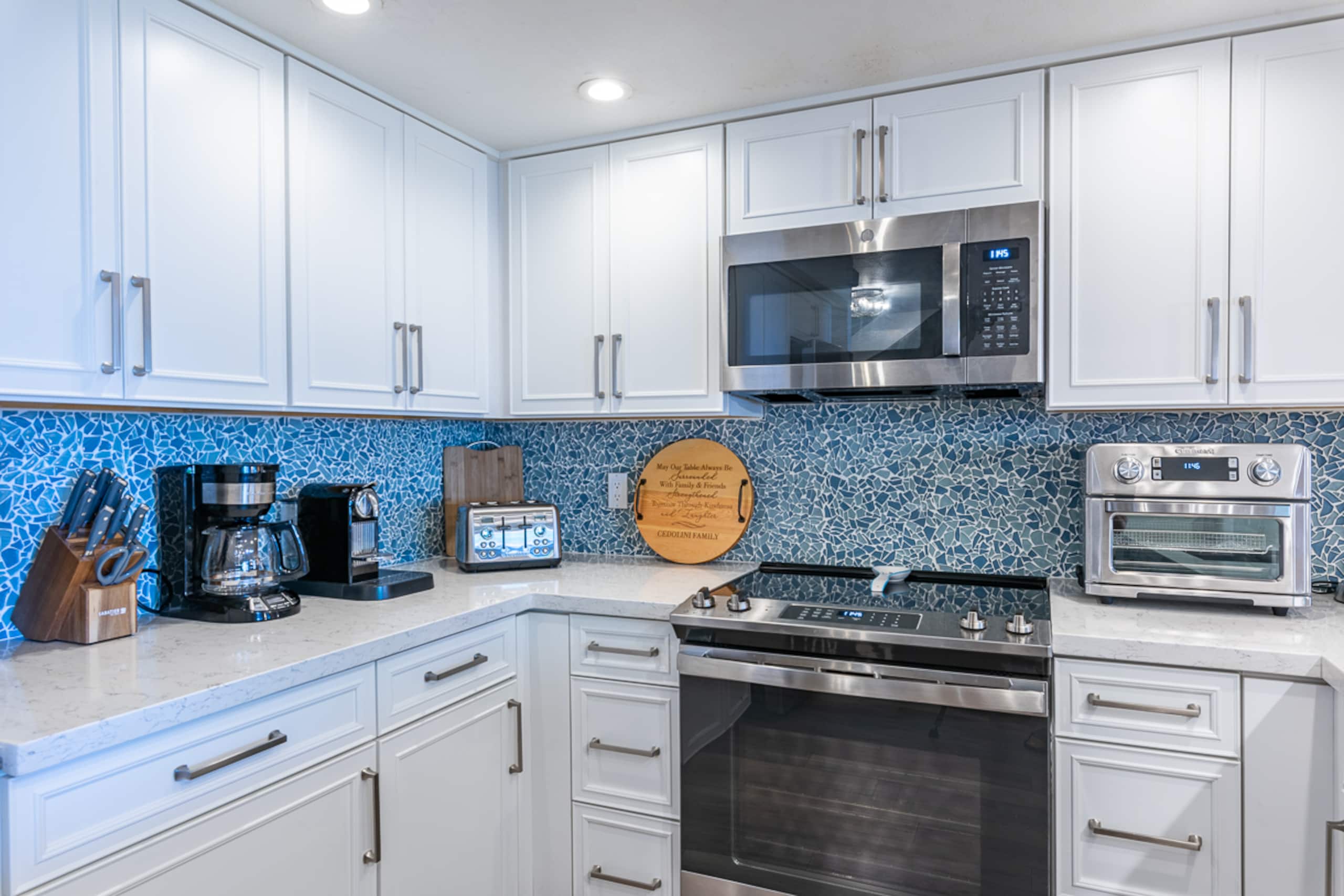 Condo in Lahaina · ★4.98 · 3 bedrooms · 3 beds · 2.5 baths - Image 13