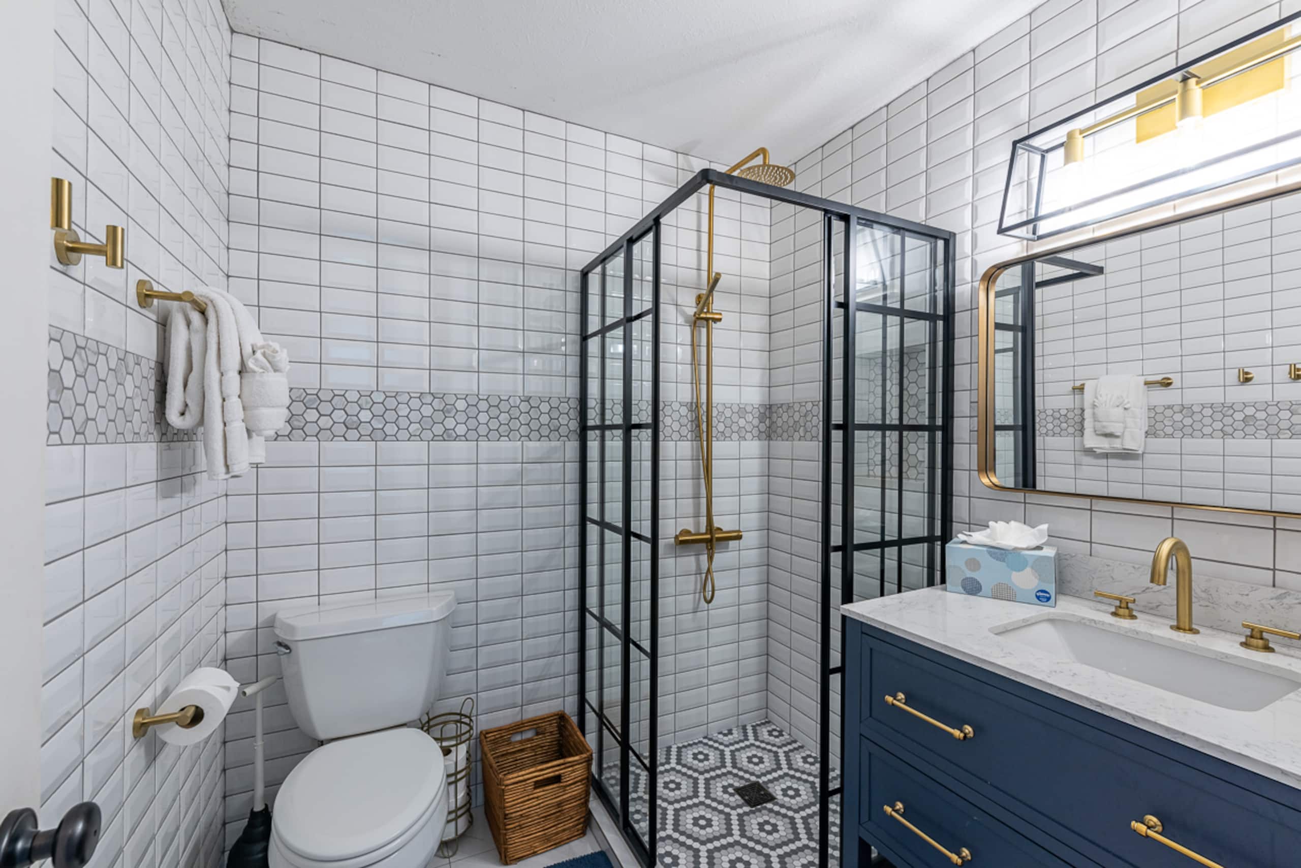 Condo in Lahaina · ★4.98 · 3 bedrooms · 3 beds · 2.5 baths - Image 35