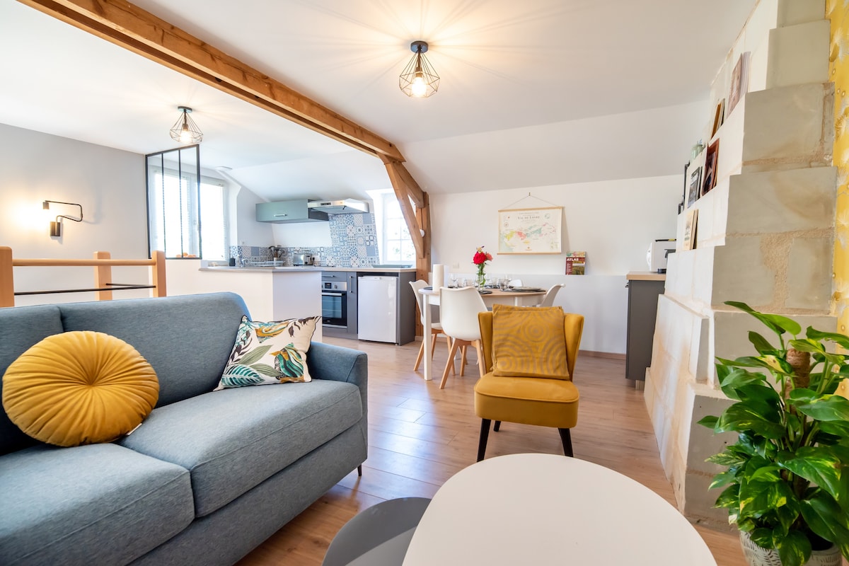 Top performing Airbnb: Le Clos Eugenie - House with a view of the Loire in Gennes Val De Loire