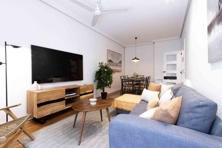 San Martin Ii | The Rentals Collection gallery image 3