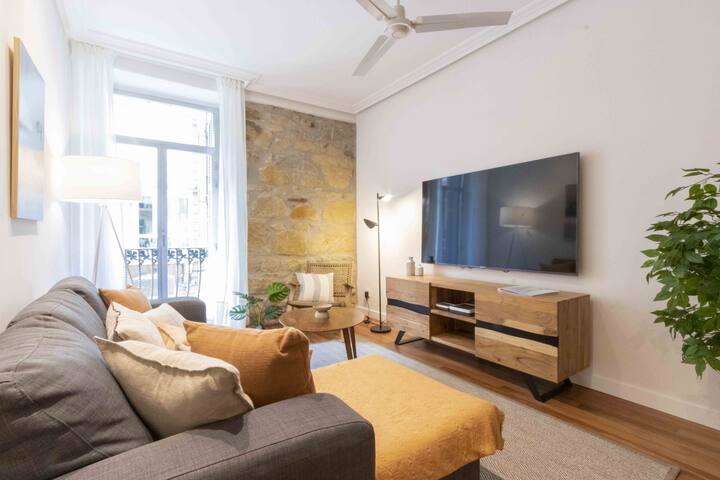 San Martin Ii | The Rentals Collection gallery image 4