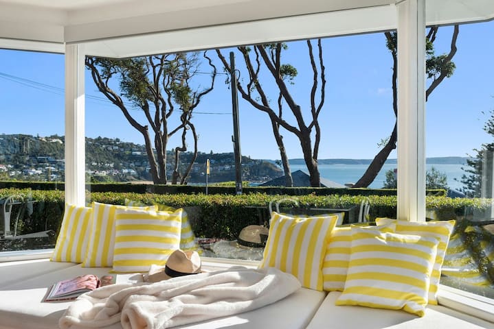 La Balena by Palm Beach Holiday Rentals