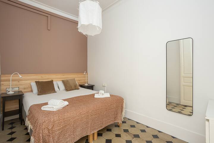 Rambla Catalunya Authentic&Central Catalan flat gallery image 4