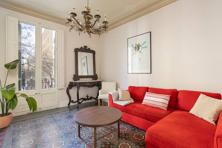 Rambla Catalunya Authentic&Central Catalan flat gallery image 3