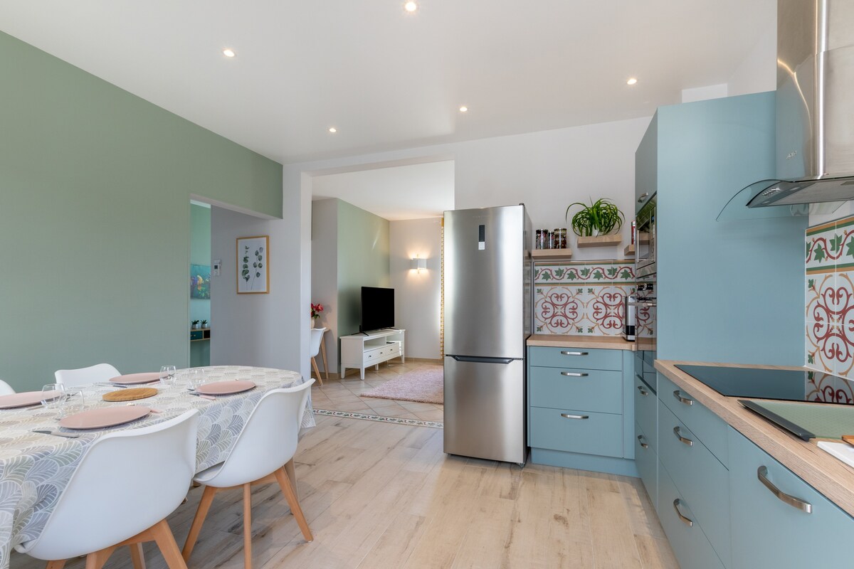 Top Airbnb: La Maison de Jeanline – Garden and Play Area à Diocèse De Soissons, Laon Et Saint Quentin
