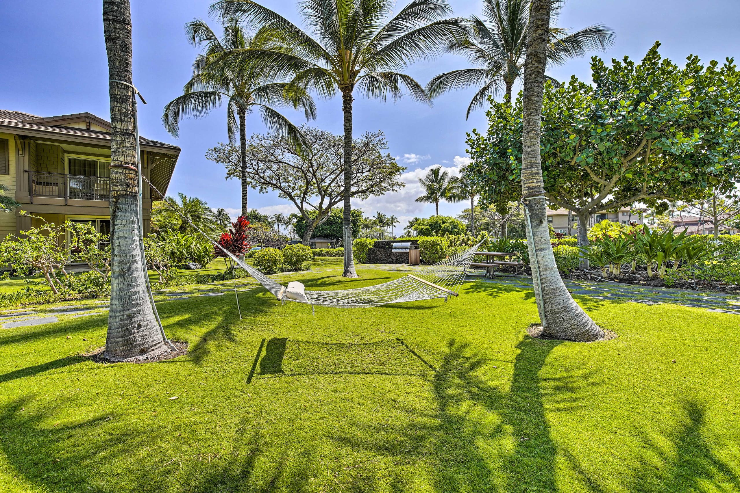 Sun-Soaked Waikoloa Retreat w/ Private Lanai - Photo 40