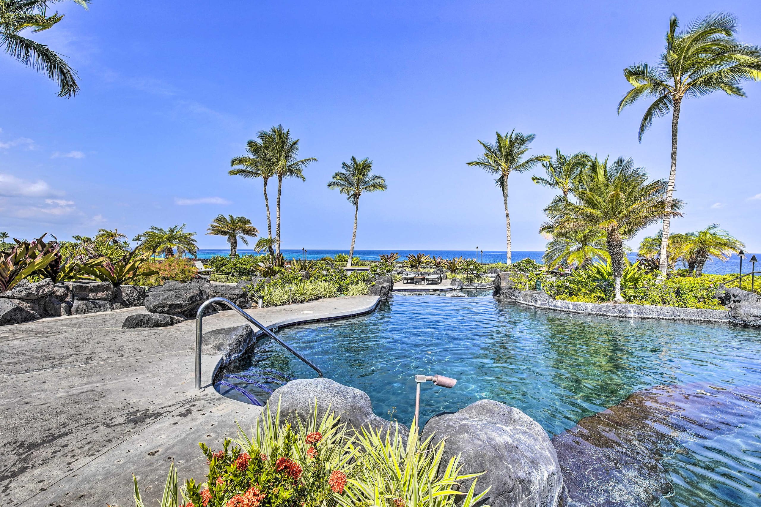 Sun-Soaked Waikoloa Retreat w/ Private Lanai - Main photo