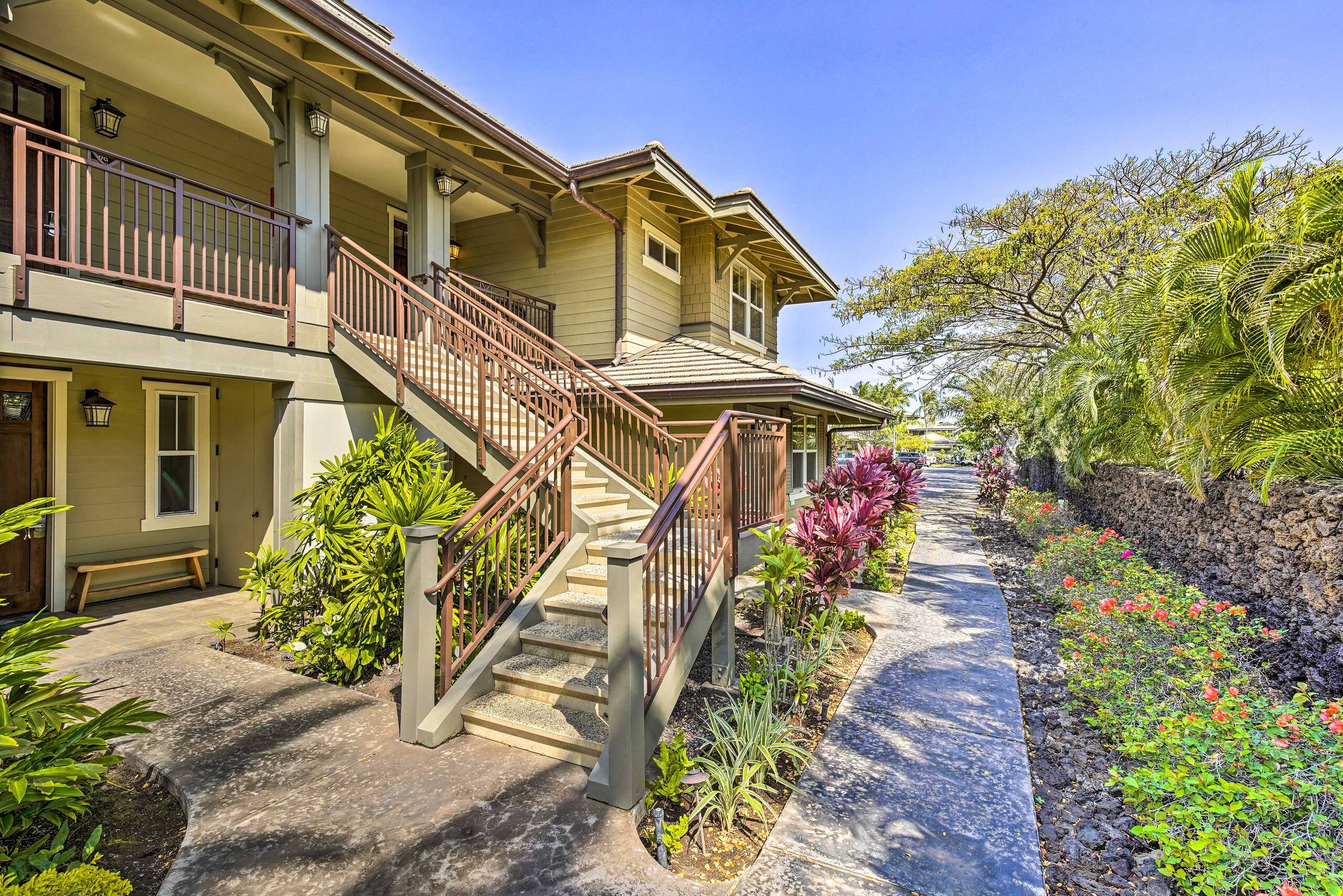 Sun-Soaked Waikoloa Retreat w/ Private Lanai - Photo 24