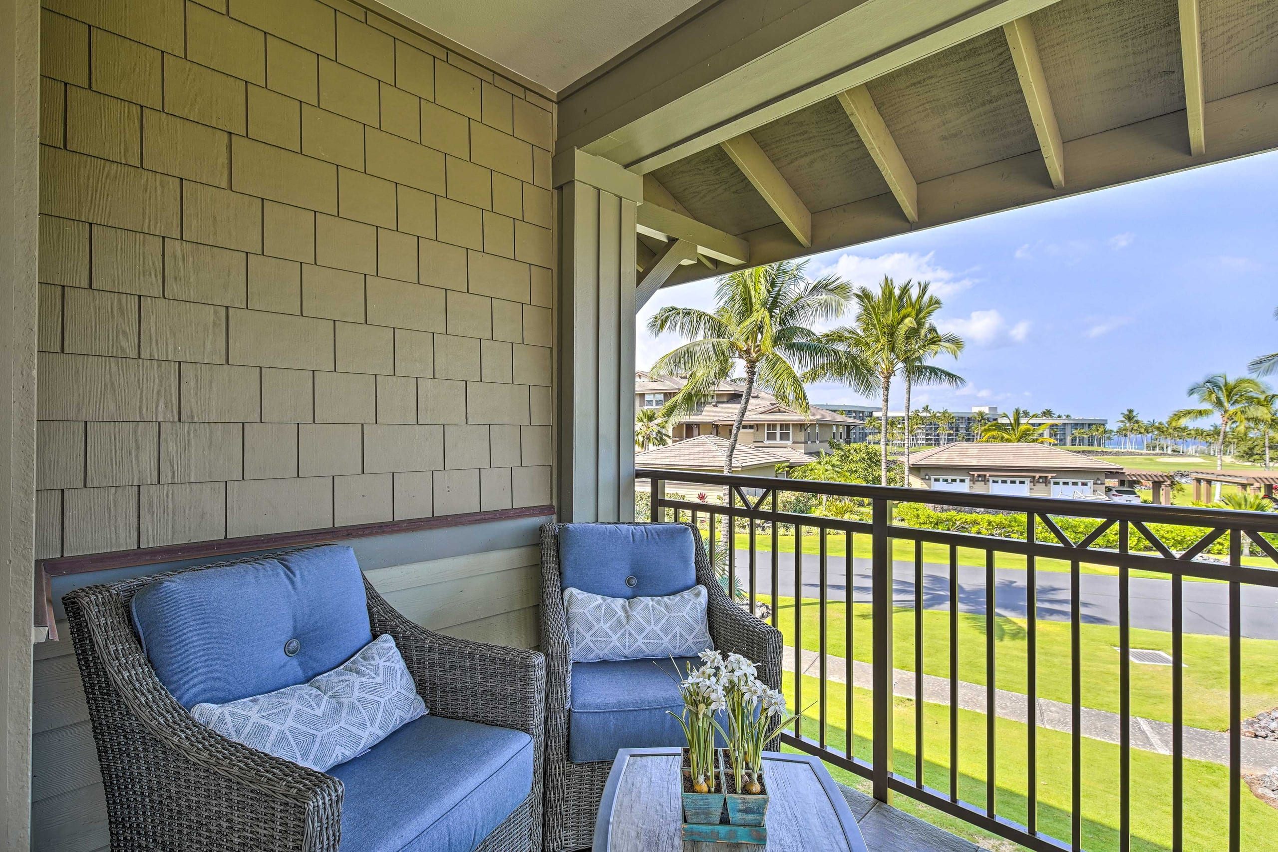 Sun-Soaked Waikoloa Retreat w/ Private Lanai - Photo 12