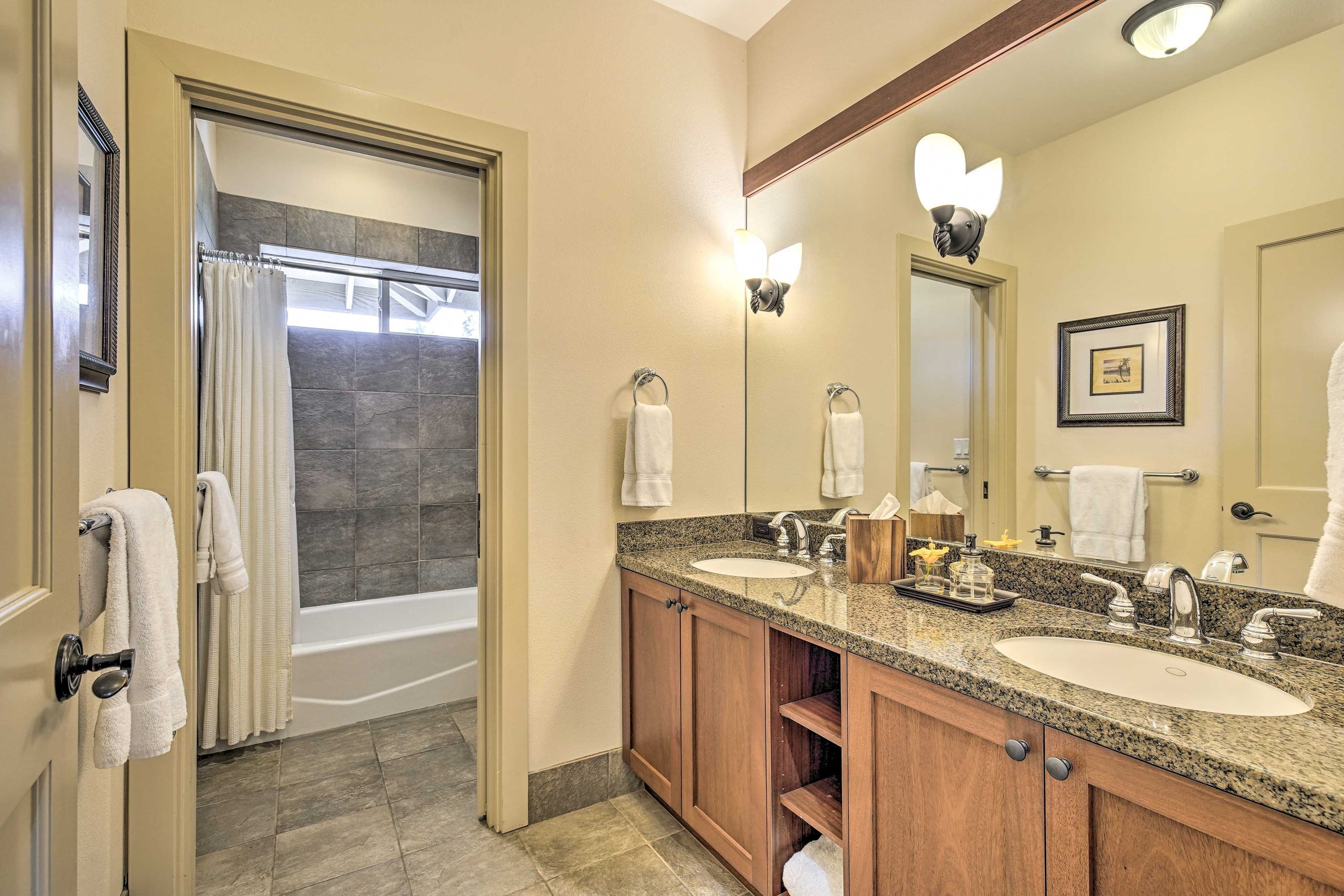 Sun-Soaked Waikoloa Retreat w/ Private Lanai - Photo 20