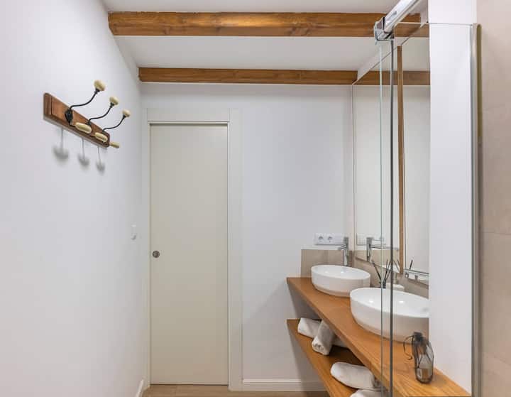 Stylish Studio At Golden Mile Pool Parking - Marbella
