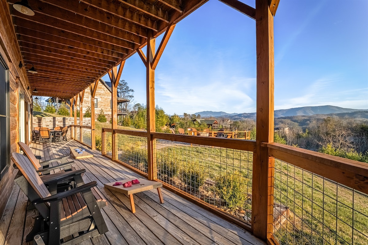 360 Deck Mountain Views Hot Tub Out Door FirePit G - Cabins for