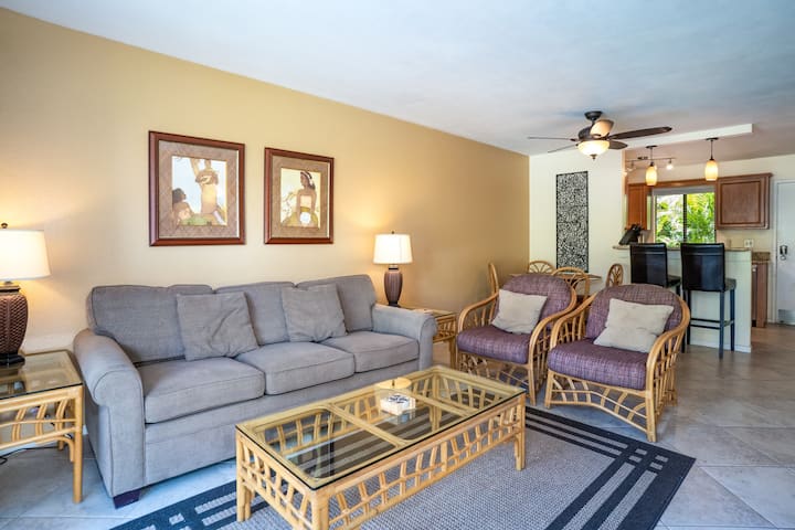 Beachfront 2br Across From Charley Young Beach - Maui, HI