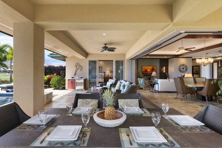 3BR Villa with Ocean Views, Private Pool, Hot Tub! gallery image 5